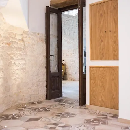 Trullo E Parini 32 Ferienhaus *