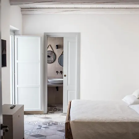 Casa de Férias Trullo E Parini 32 *