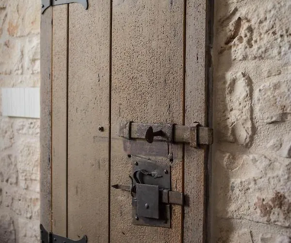 Trullo E Parini 32 Holiday home Alberobello